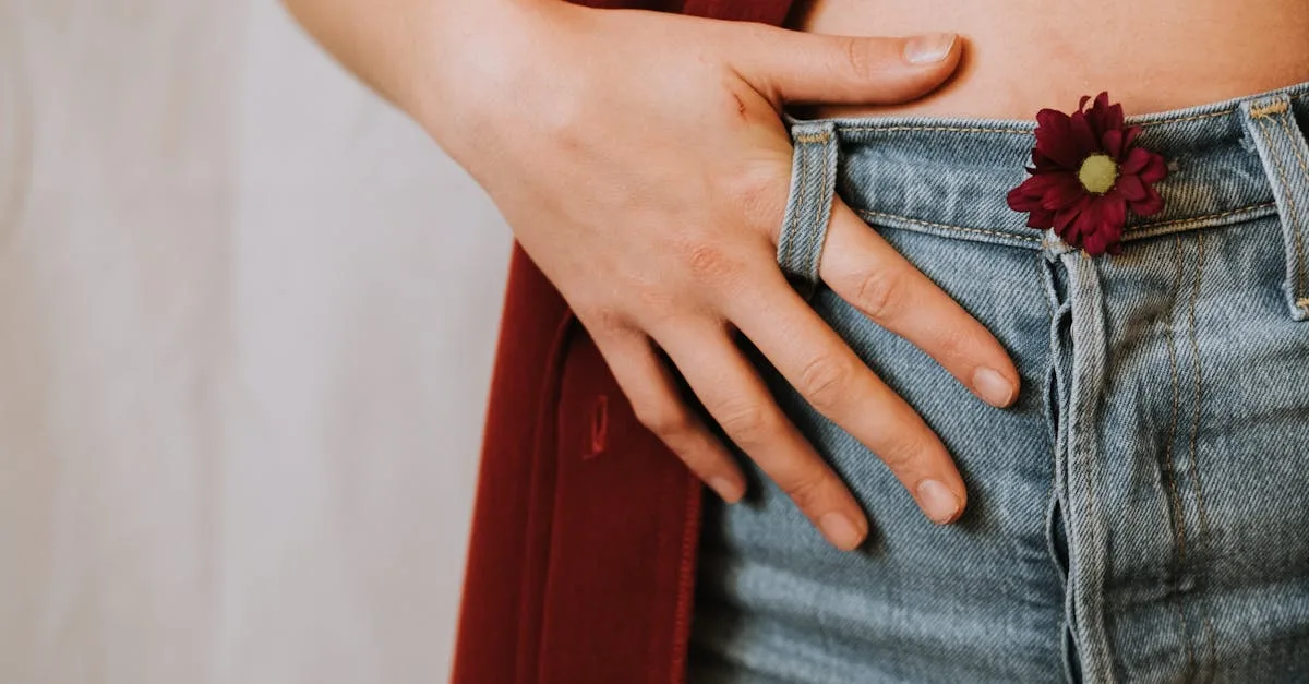 l'appendicite est une inflammation de l'appendice, nécessitant souvent une intervention médicale urgente. découvrez ses symptômes, causes et traitements.