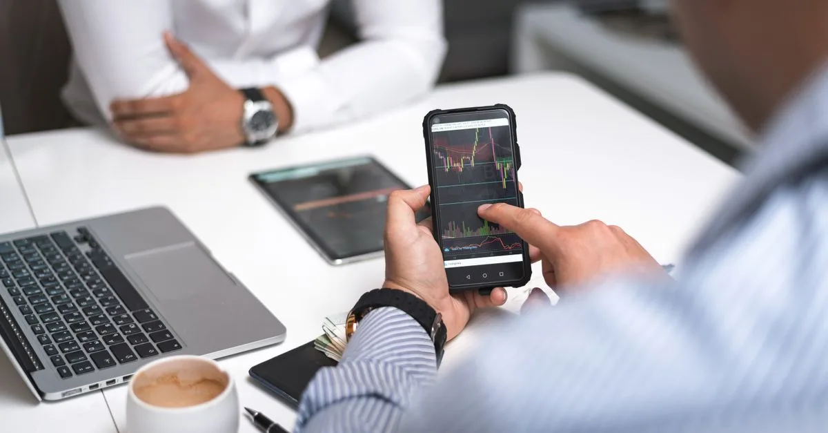 découvrez les stratégies de marketing digital pour optimiser votre présence en ligne, attirer plus de clients et booster votre activité grâce aux outils numériques.