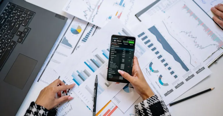 découvrez les stratégies de marketing digital pour optimiser la visibilité en ligne, attirer plus de clients et augmenter les ventes grâce aux outils numériques.