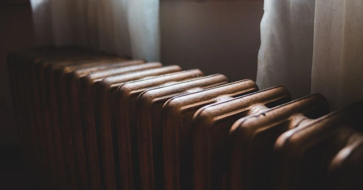 découvrez notre système de chauffage écologique, conçu pour réduire votre empreinte carbone tout en offrant une chaleur confortable et économique.