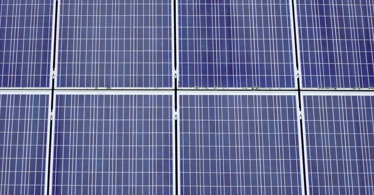 découvrez nos solutions de panneaux solaires performants et écologiques pour produire votre propre énergie renouvelable et réduire vos factures d'électricité.